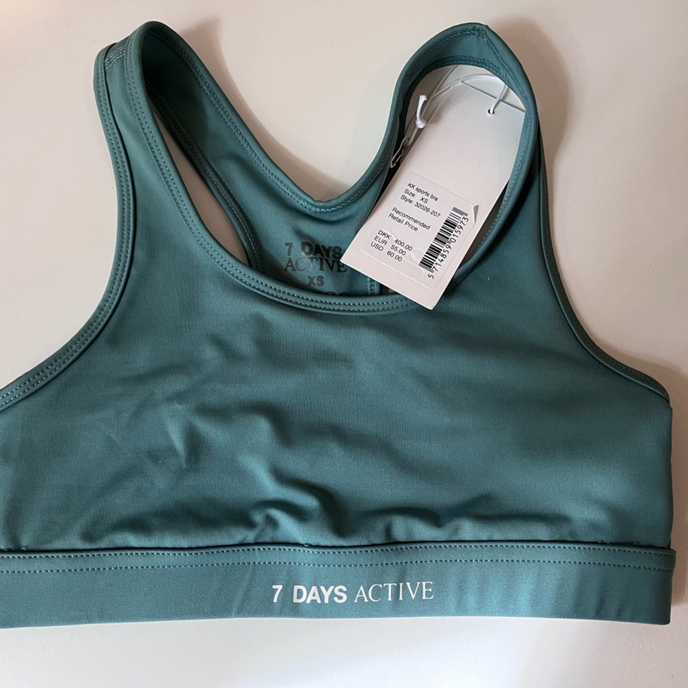 Sports bra